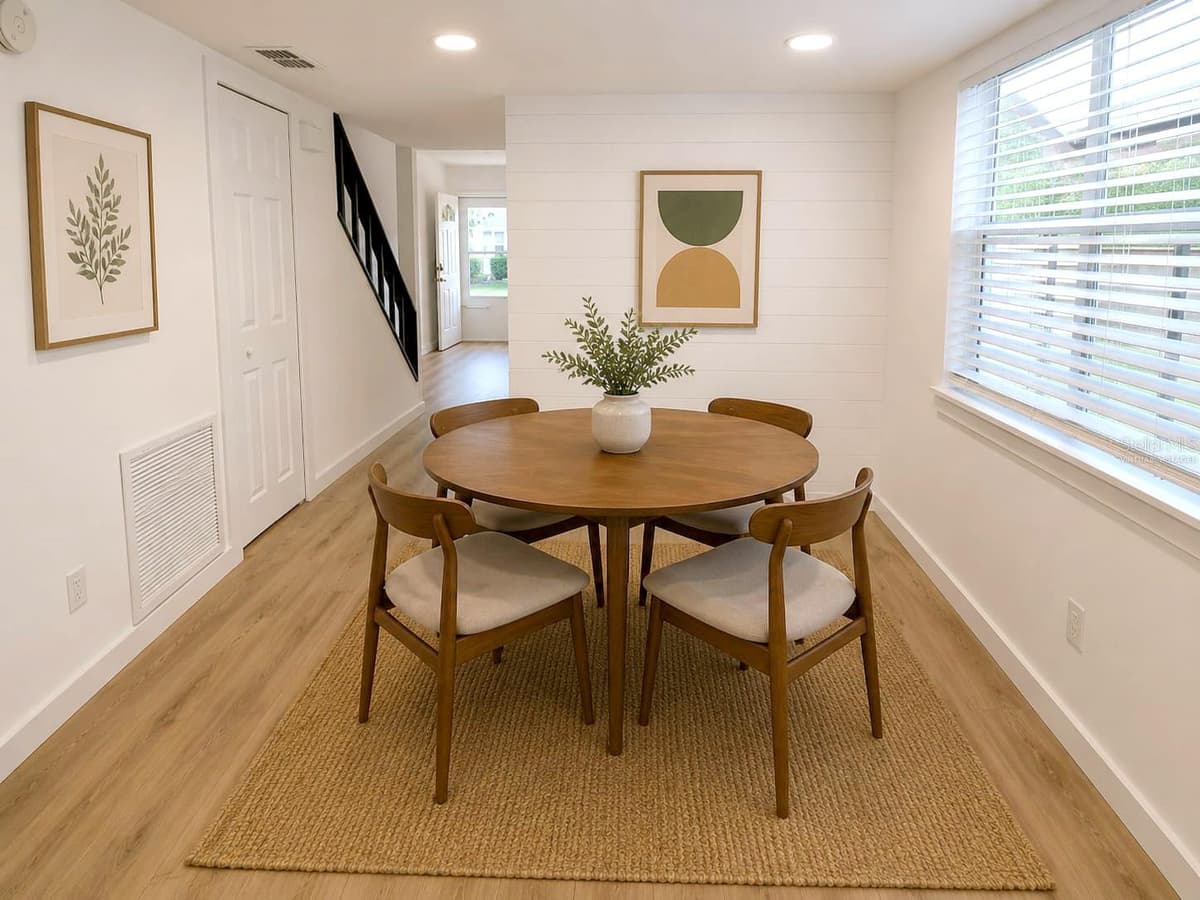 8711 COBBLER PLACE — photo 9 of 30