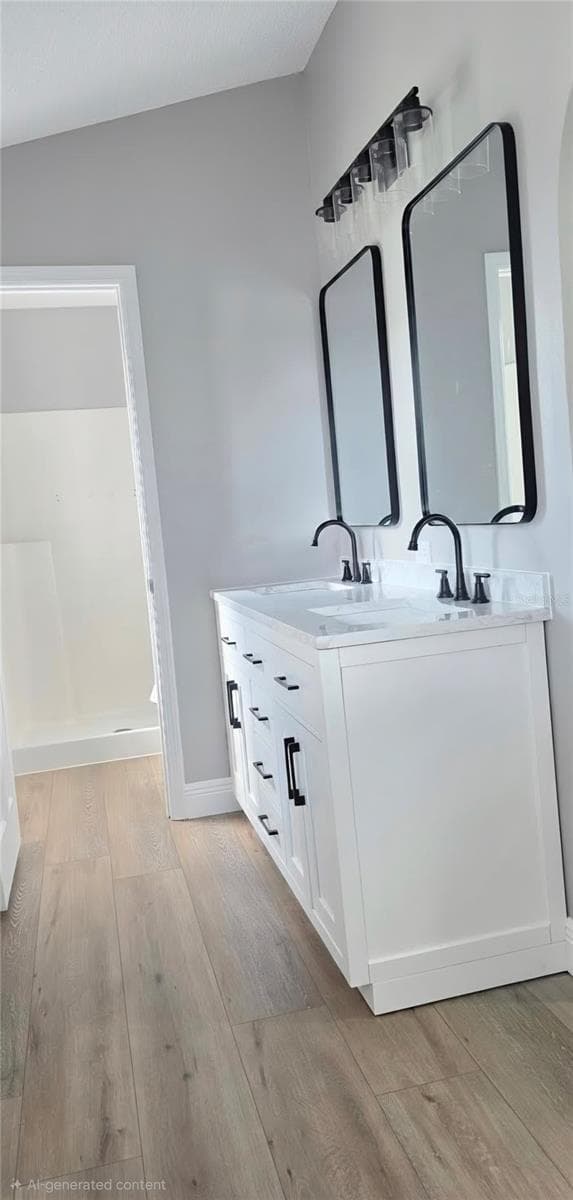2861 BLACKBURN AVENUE — photo 9 of 29
