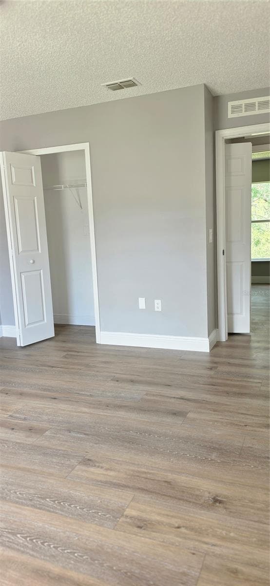 2861 BLACKBURN AVENUE — photo 18 of 29