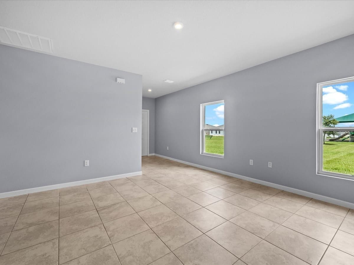 1403 MADISON CIRCLE — photo 4 of 29