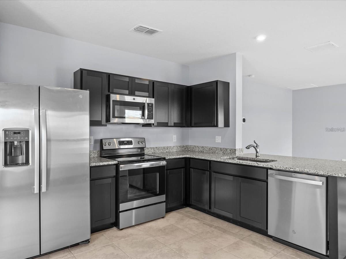 1403 MADISON CIRCLE — photo 7 of 29