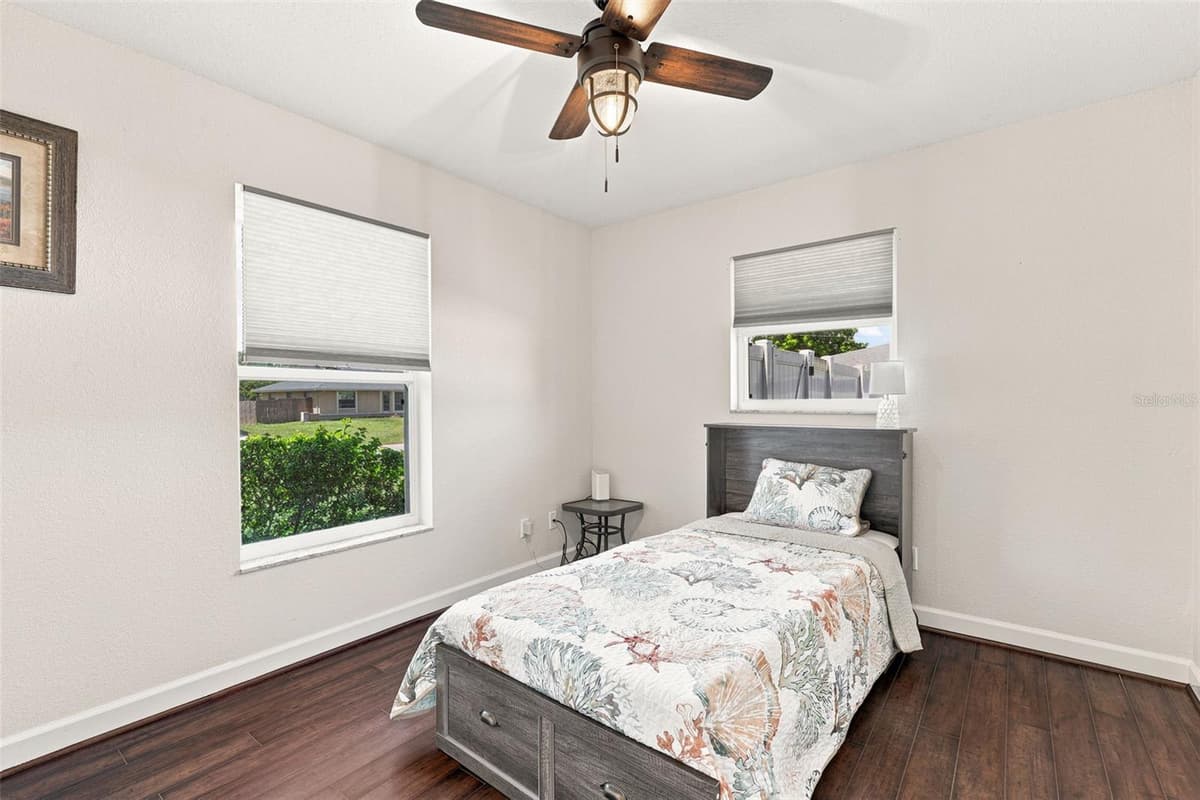 15160 BUSWELL AVENUE — photo 36 of 71