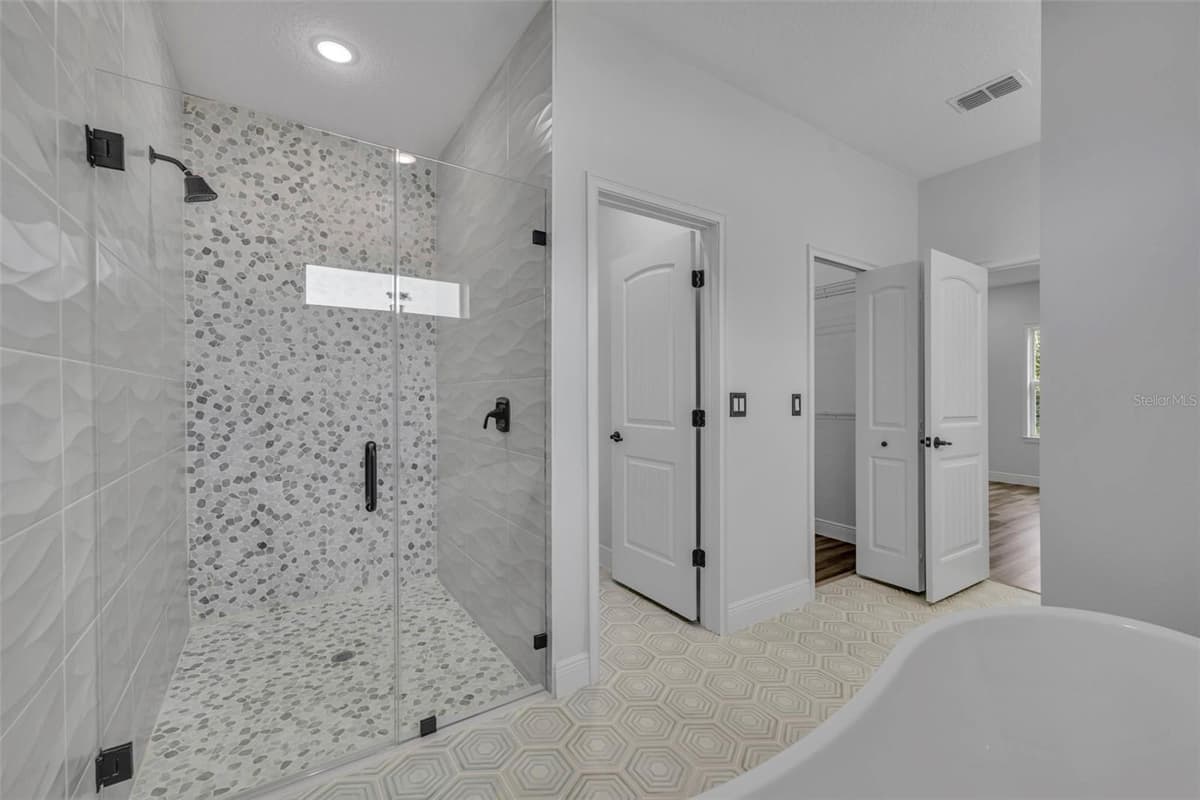 47 ORCHID COURT — photo 28 of 29
