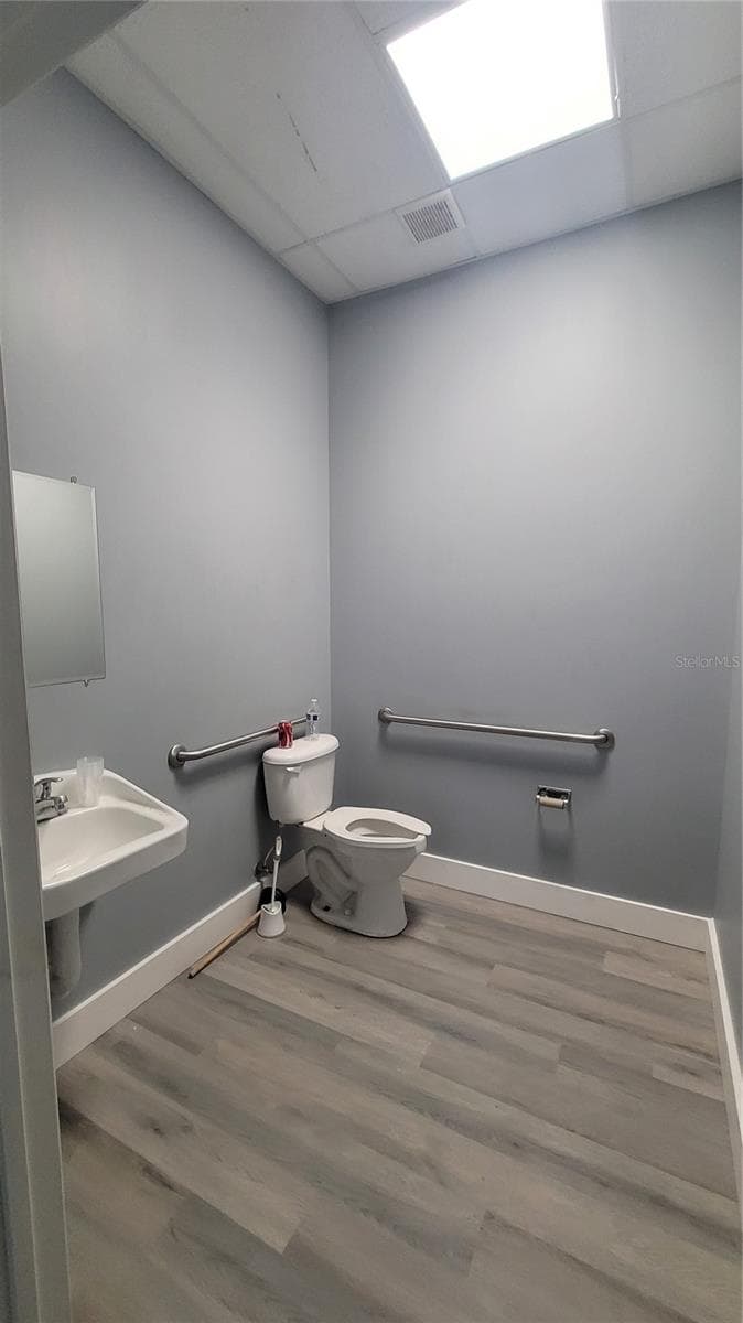 910 BELLE AVENUE — photo 4 of 14