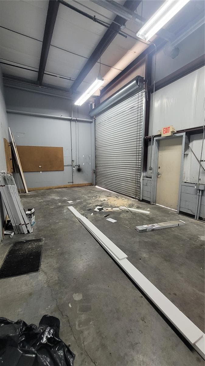 910 BELLE AVENUE — photo 10 of 14