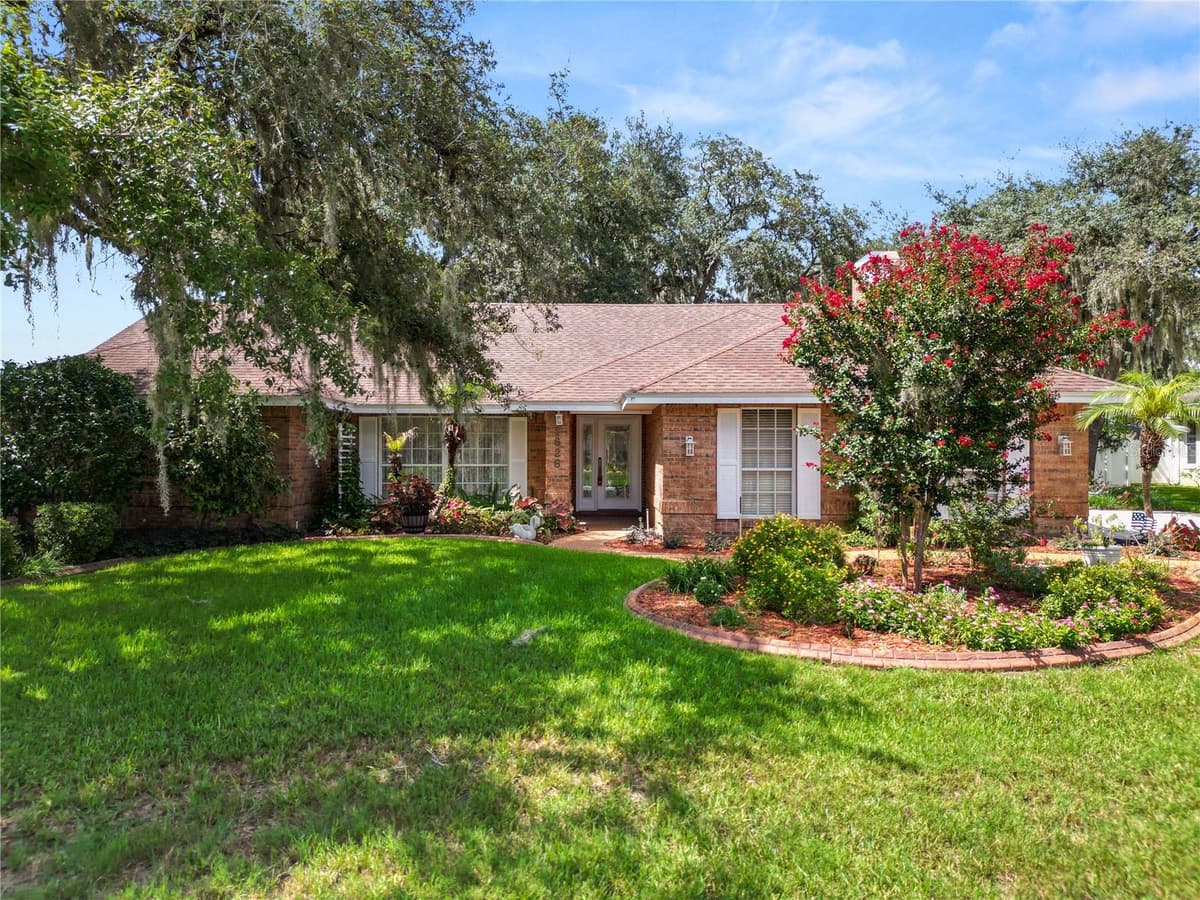 1626 SHERWOOD LAKES BOULEVARD — photo 4 of 76