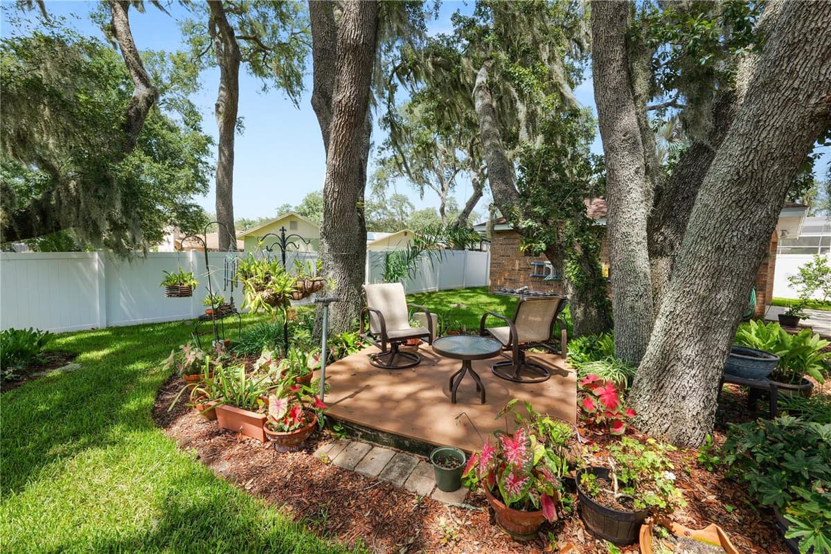 1626 SHERWOOD LAKES BOULEVARD — photo 63 of 76