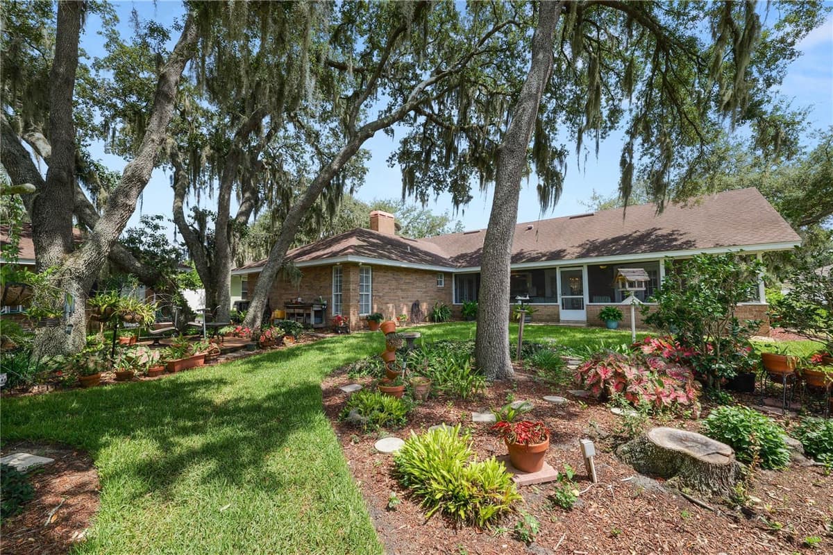 1626 SHERWOOD LAKES BOULEVARD — photo 62 of 76