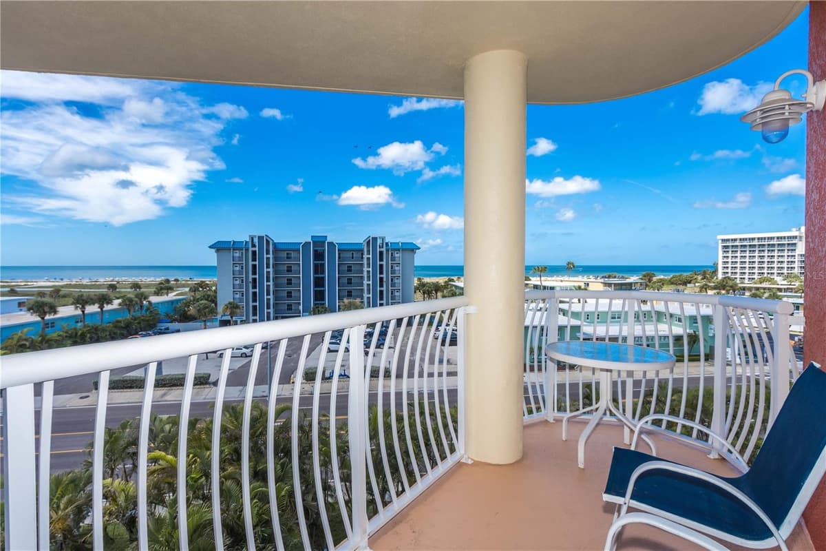 11605 GULF BOULEVARD — photo 11 of 53