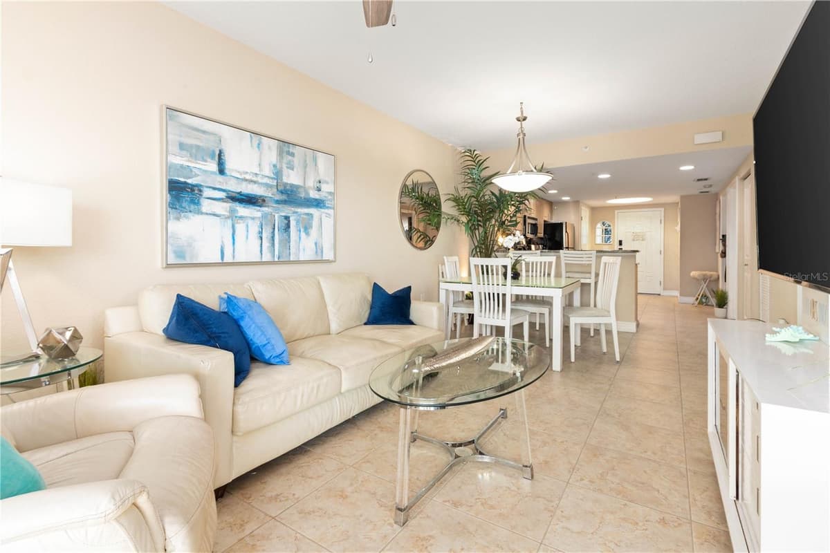 11605 GULF BOULEVARD — photo 24 of 53