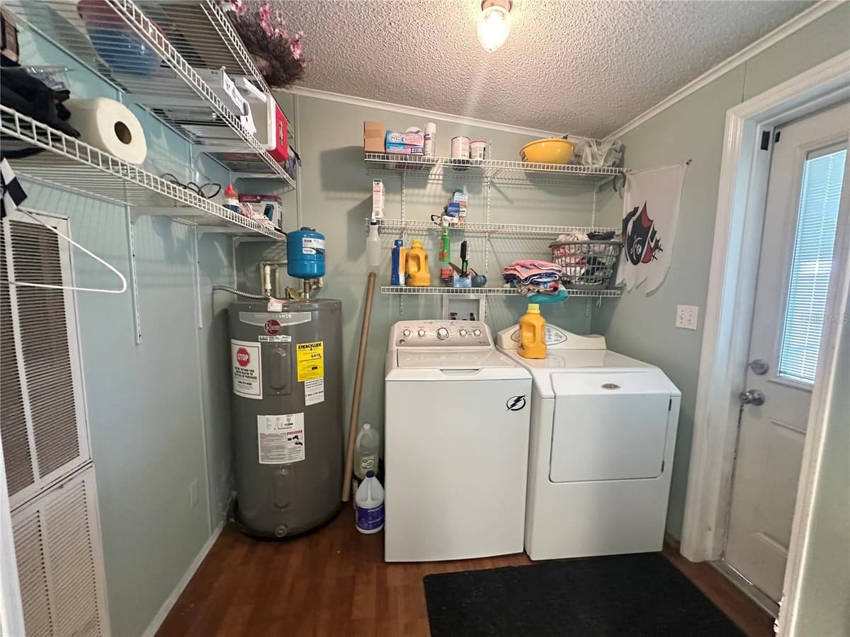 8528 AVON LADY PLACE — photo 25 of 38