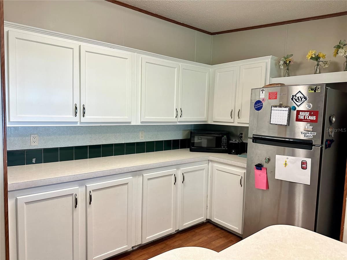 8528 AVON LADY PLACE — photo 13 of 38