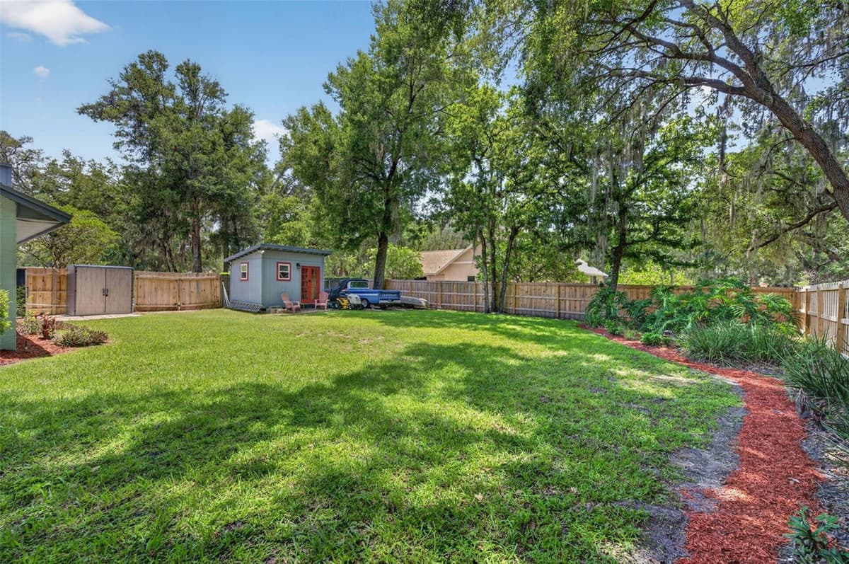 1043 LAKESIDE DRIVE — photo 56 of 75
