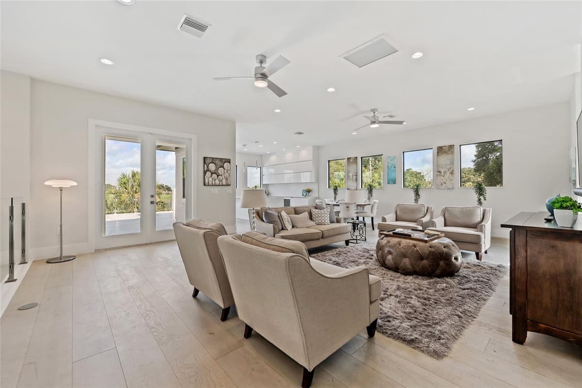 6159 HARBOUR TOWN COURT — photo 18 of 46