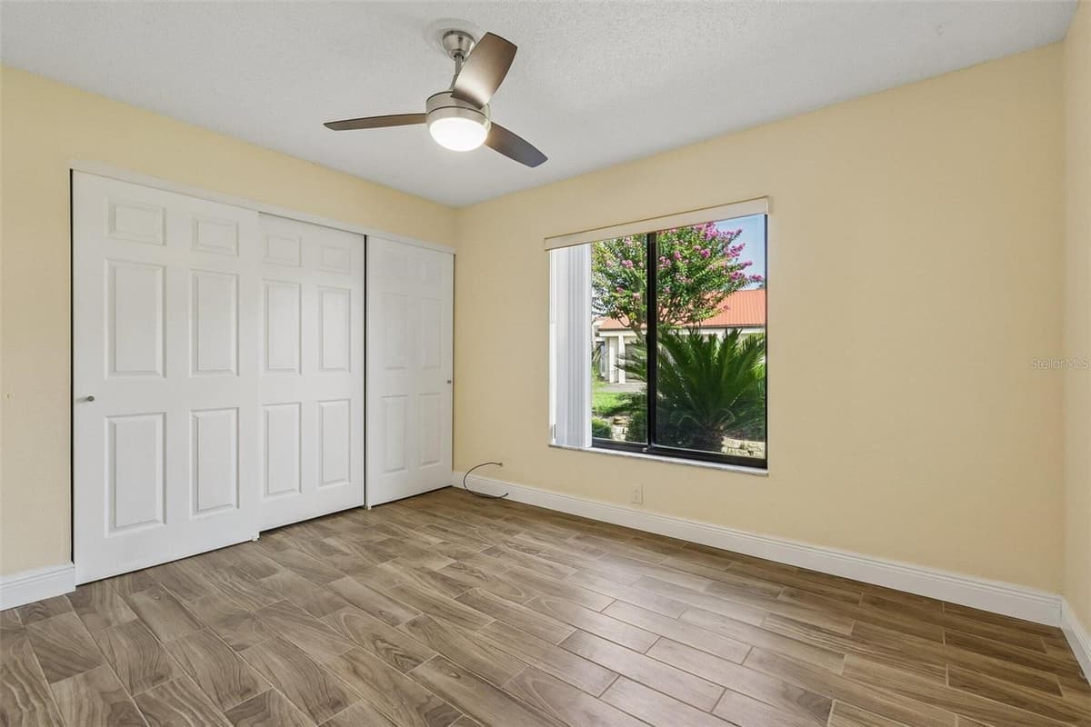 107 SEVILLE COURT — photo 22 of 25