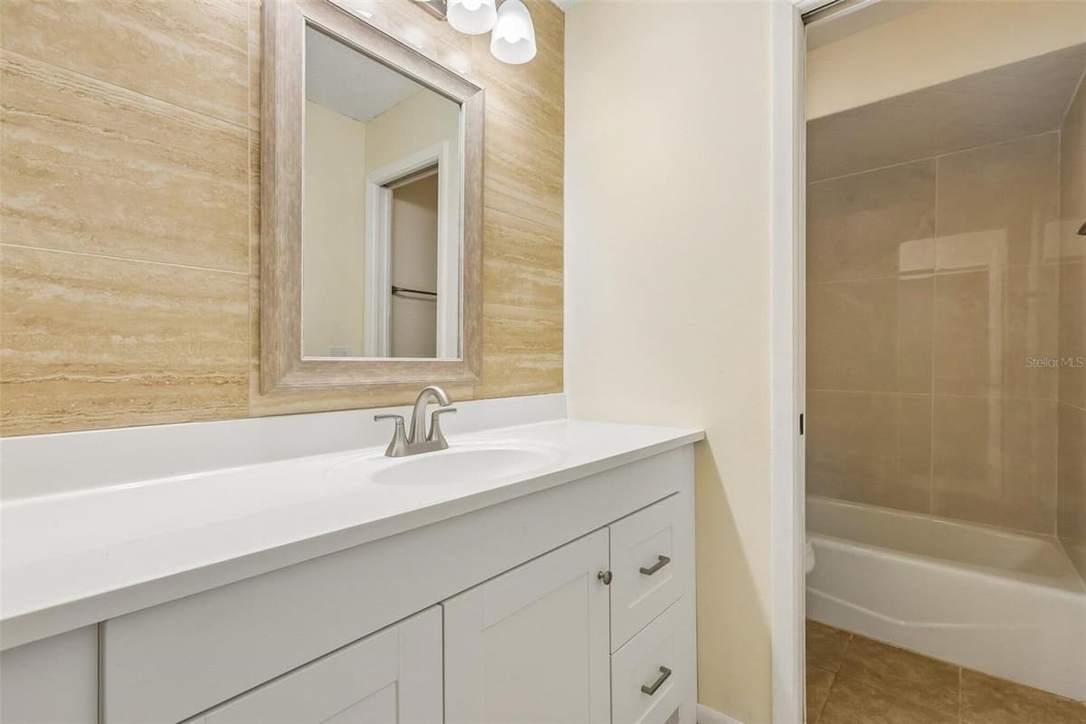 107 SEVILLE COURT — photo 19 of 25