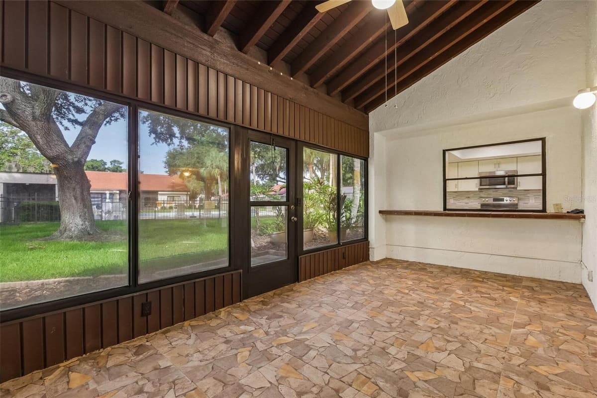 107 SEVILLE COURT — photo 11 of 25