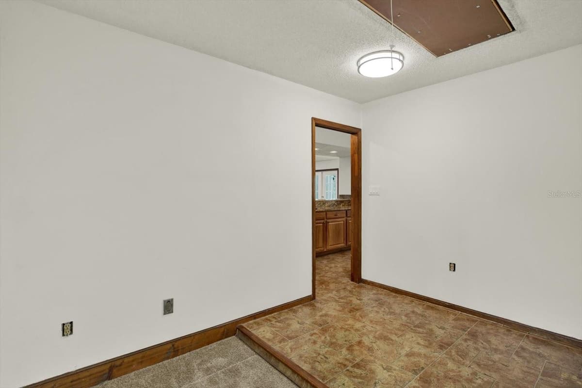 11251 SALINA STREET — photo 17 of 31