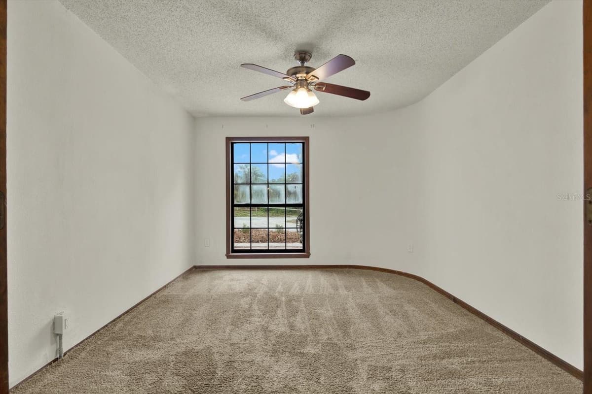 11251 SALINA STREET — photo 9 of 31