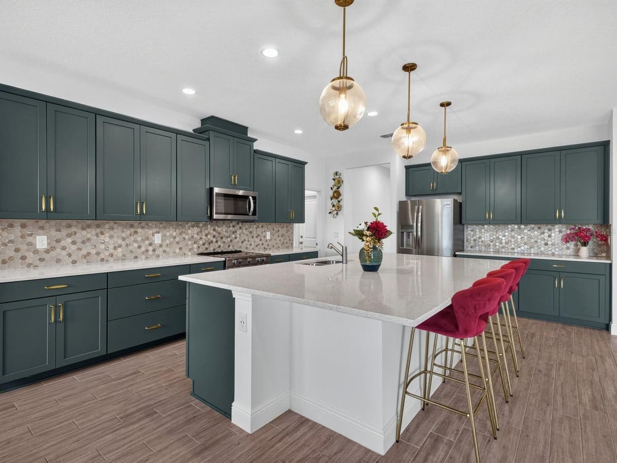 603 AVILA PLACE — photo 13 of 51