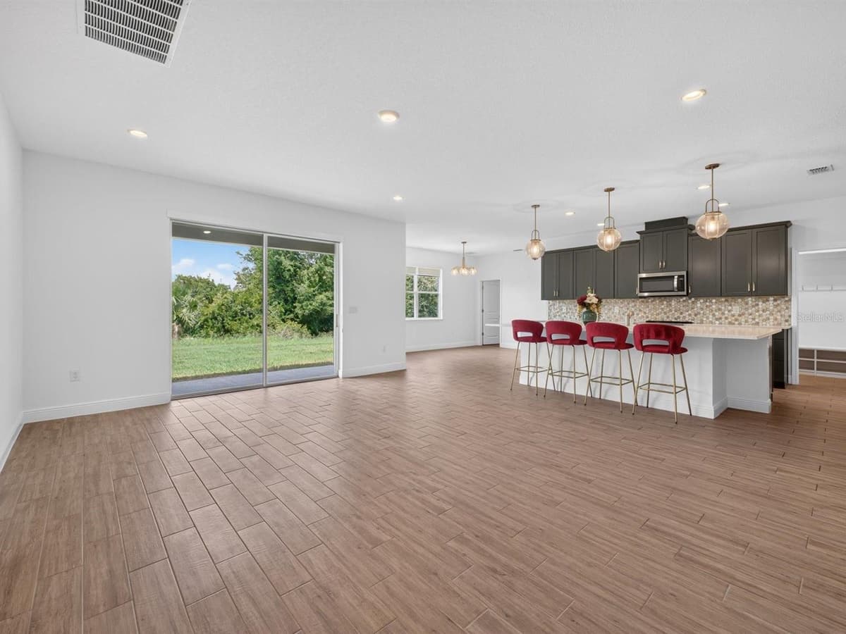 603 AVILA PLACE — photo 10 of 51