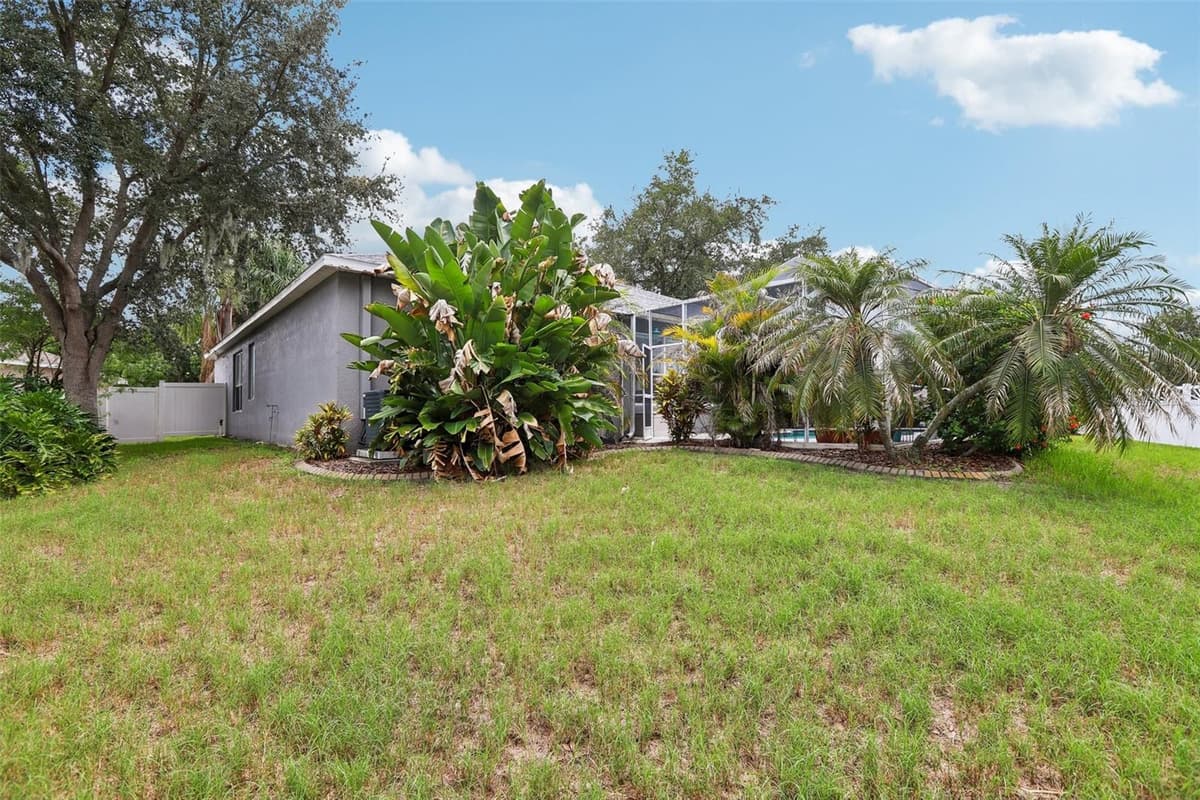 12517 SAFARI LANE — photo 42 of 51