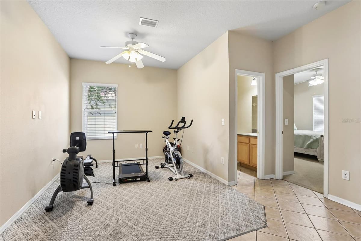12517 SAFARI LANE — photo 32 of 51