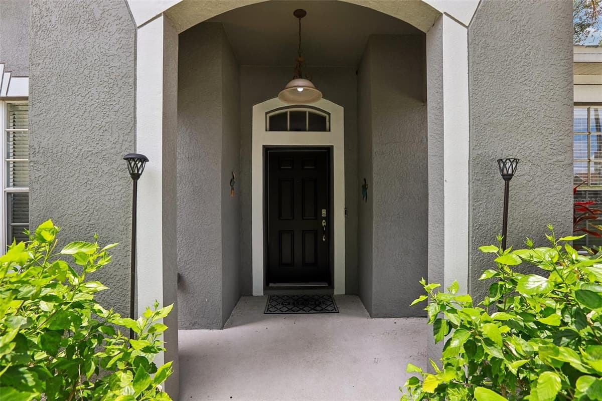 12517 SAFARI LANE — photo 5 of 51