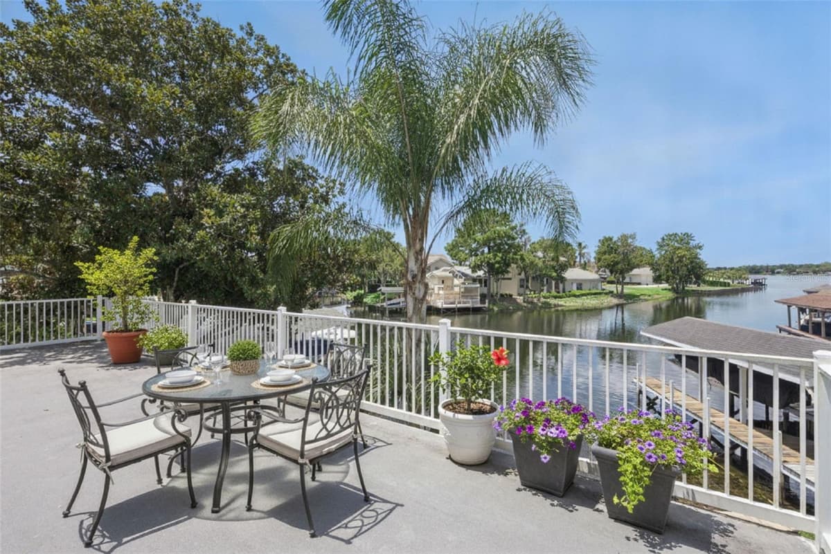 236 SHADOWBAY BOULEVARD — photo 19 of 54