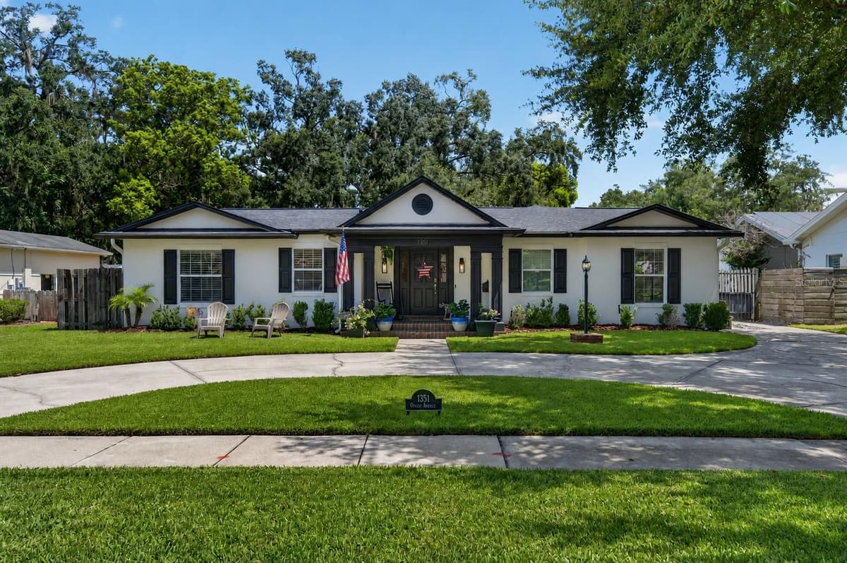 1351 ONECO AVENUE — photo 1 of 30