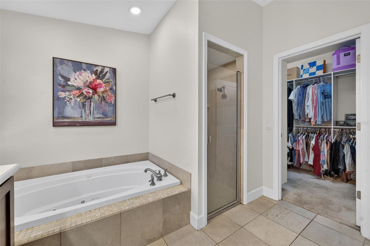 1351 ONECO AVENUE — photo 17 of 30