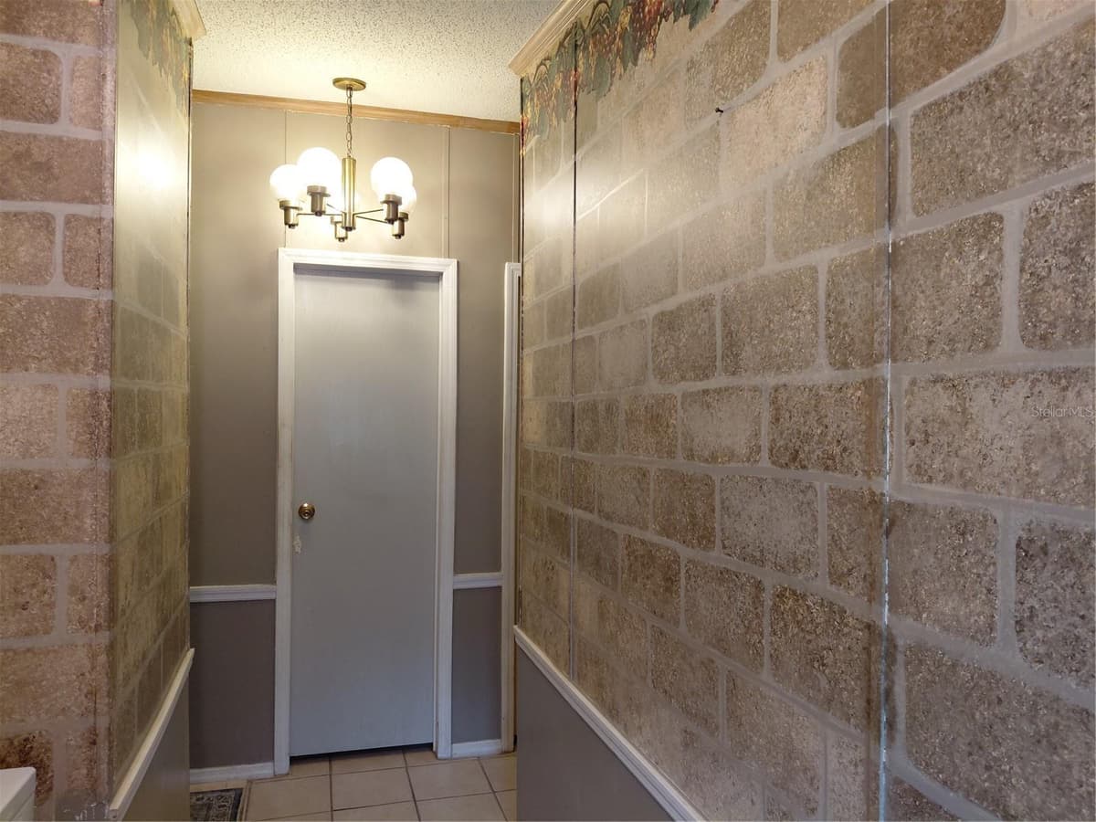 14240 LOST LAKE ROAD — photo 36 of 47