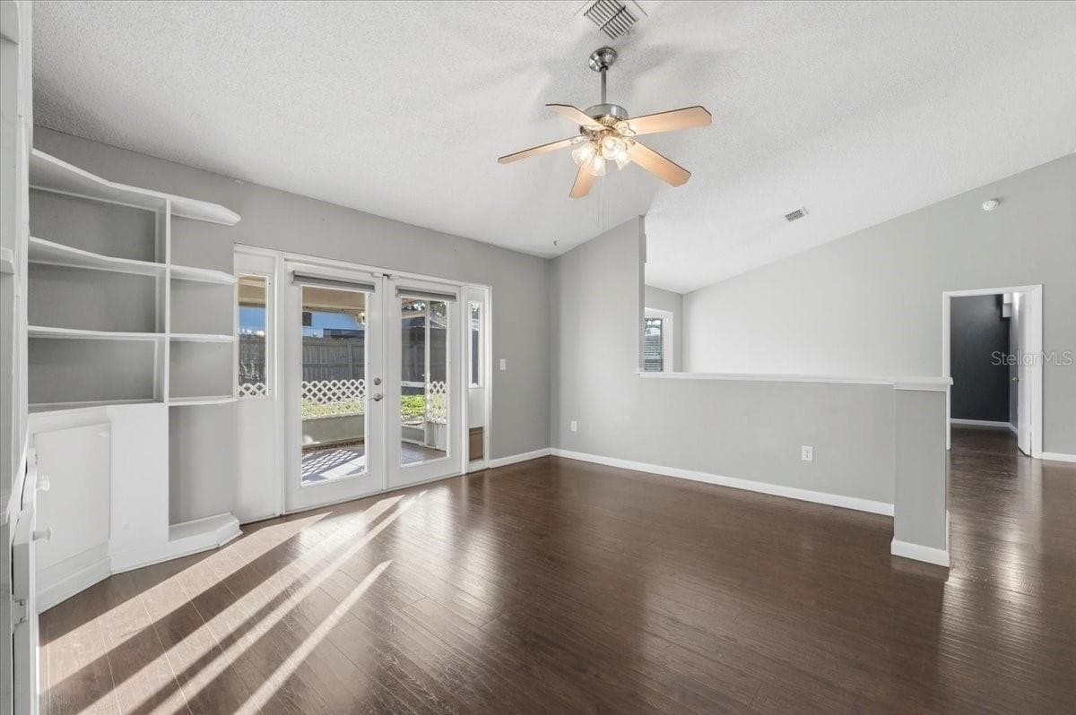 4110 LONGFELLOW DRIVE — photo 22 of 72