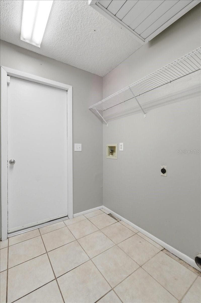 4110 LONGFELLOW DRIVE — photo 43 of 72