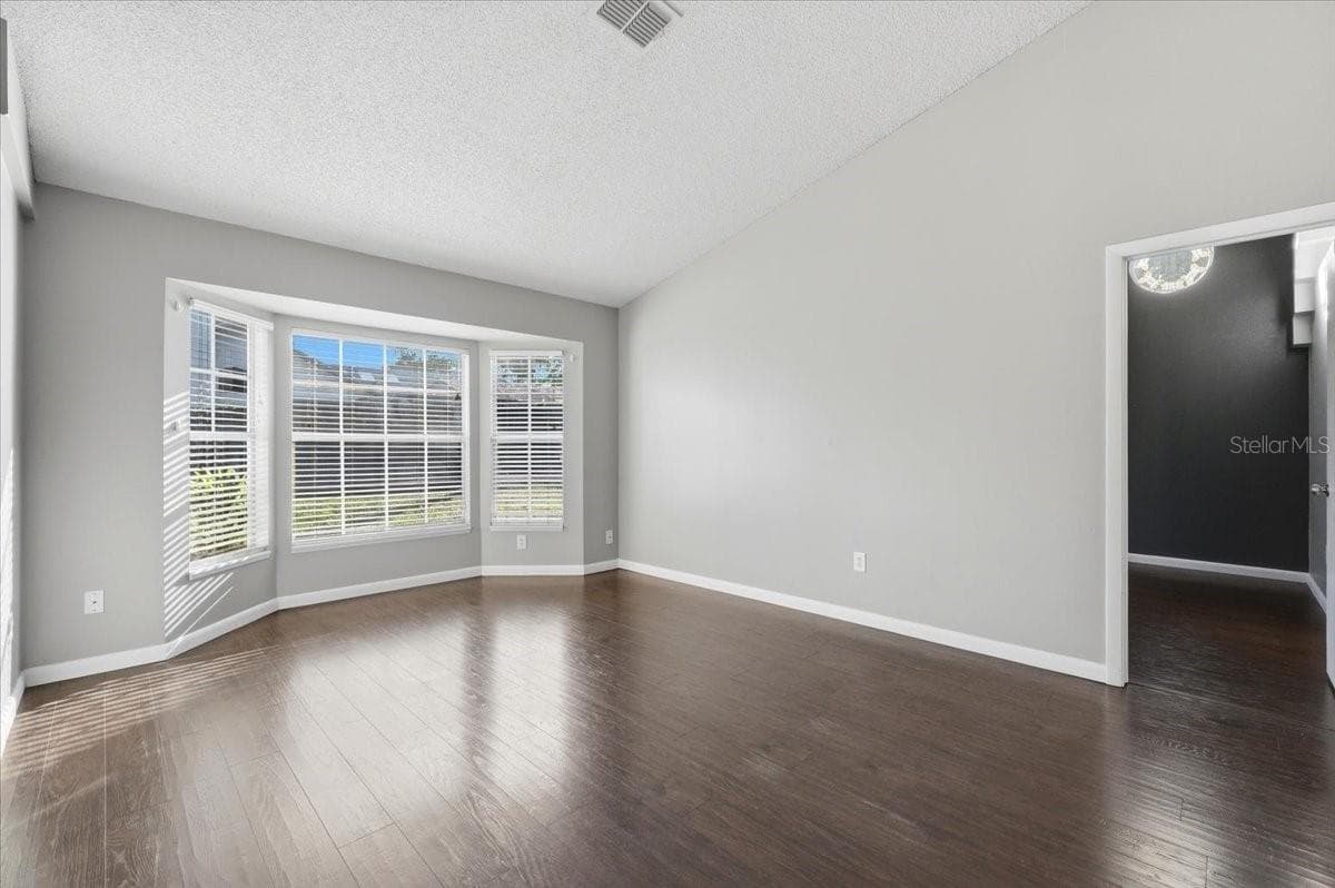 4110 LONGFELLOW DRIVE — photo 20 of 72