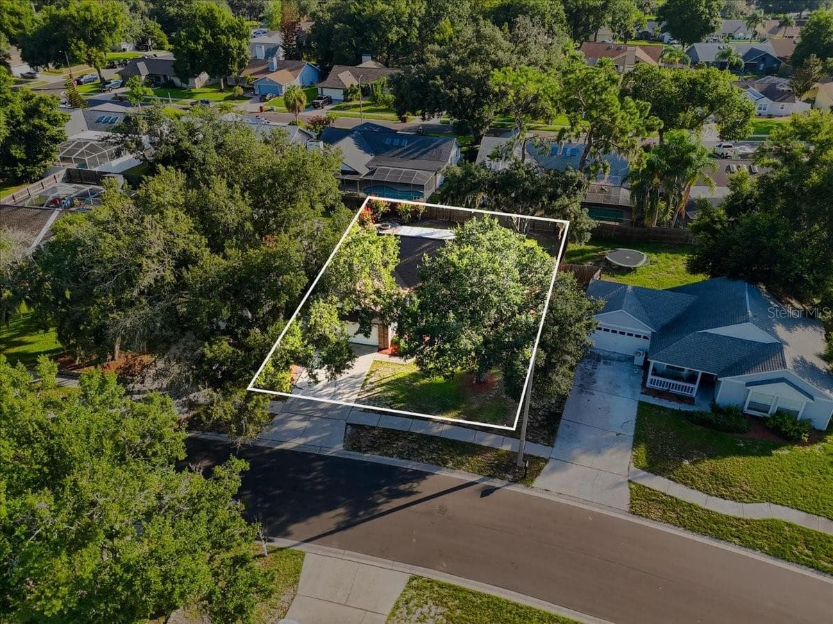 4110 LONGFELLOW DRIVE — photo 12 of 72