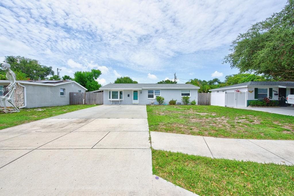 6949 80TH TERRACE — photo 40 of 47