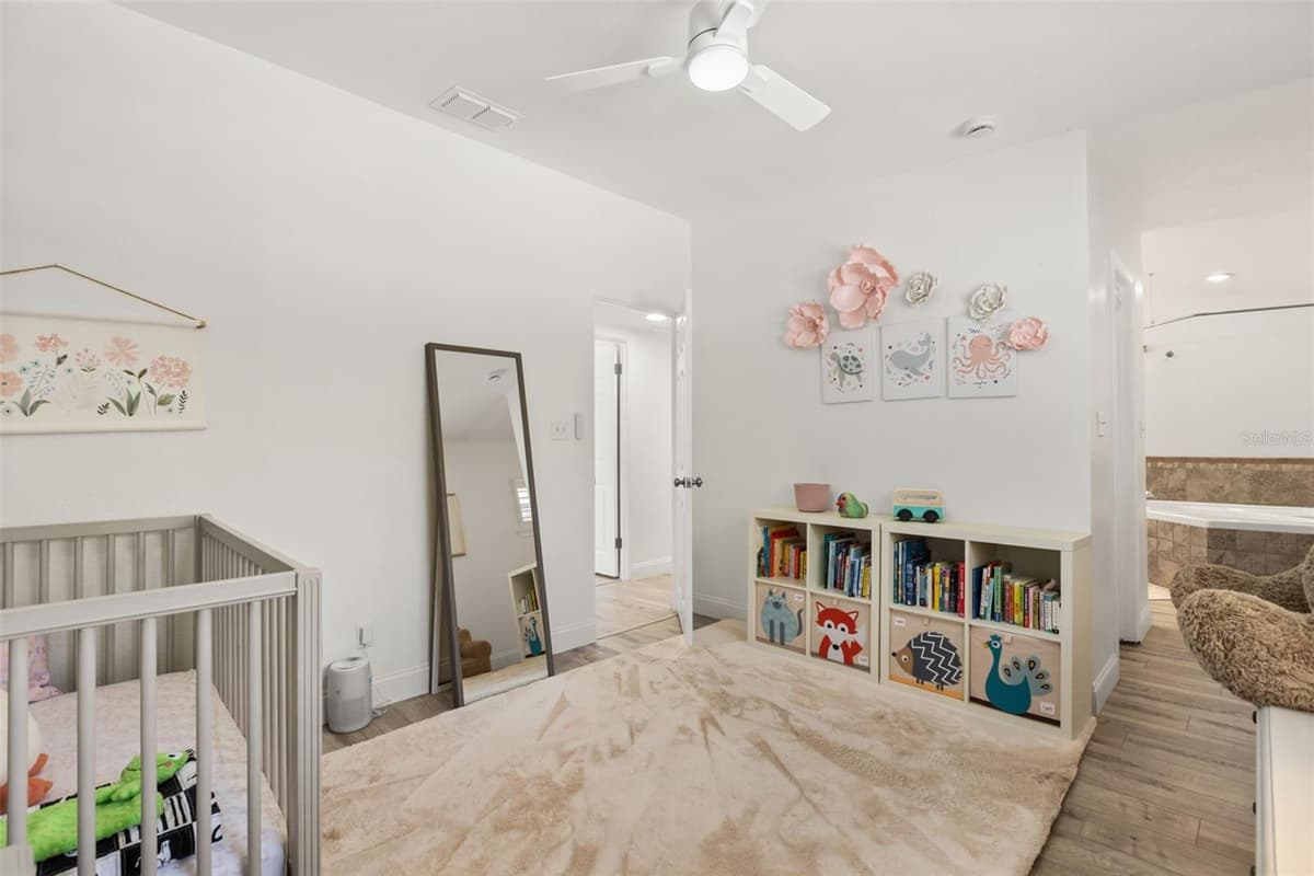 1871 BARKER DRIVE — photo 11 of 36