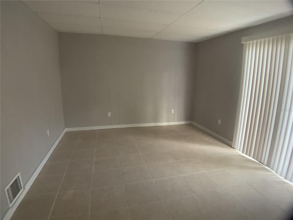 5038 SANDY ROAD — photo 13 of 42