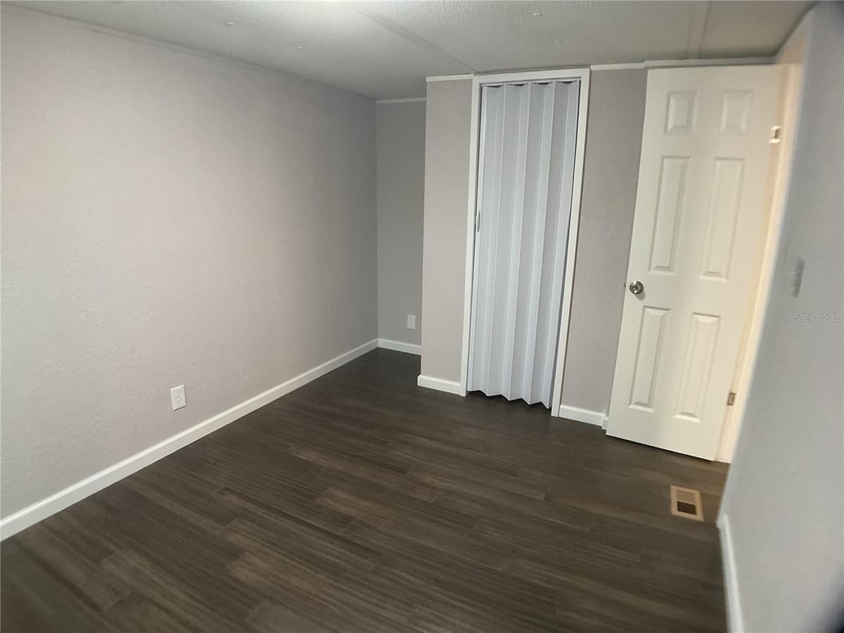 5038 SANDY ROAD — photo 19 of 42