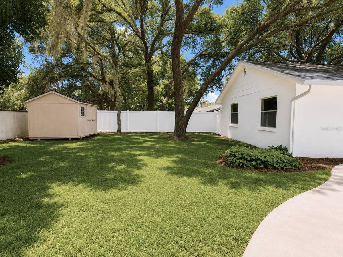 324 RINGWOOD CIRCLE — photo 37 of 44