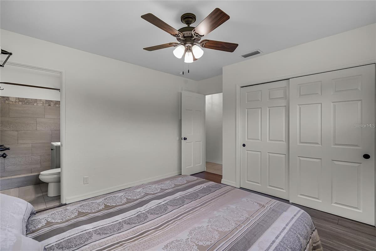 1200 LAKE HARNEY ROAD — photo 40 of 66