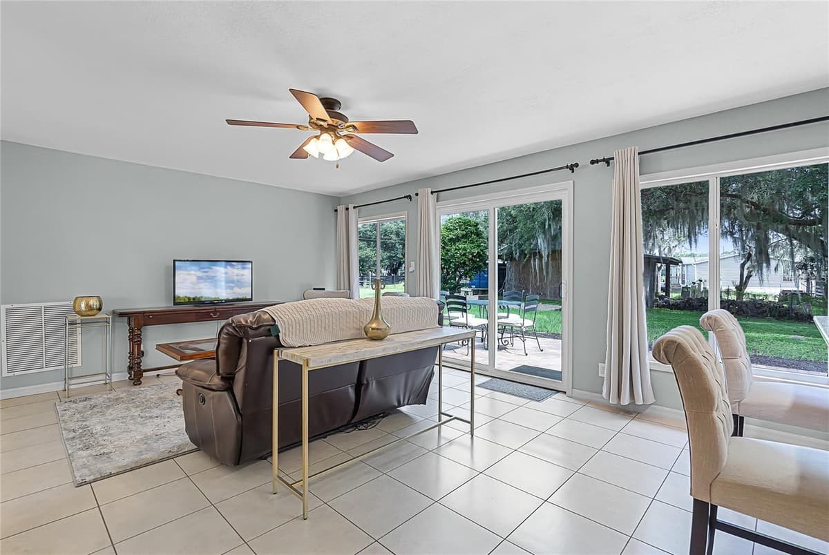 1200 LAKE HARNEY ROAD — photo 34 of 66