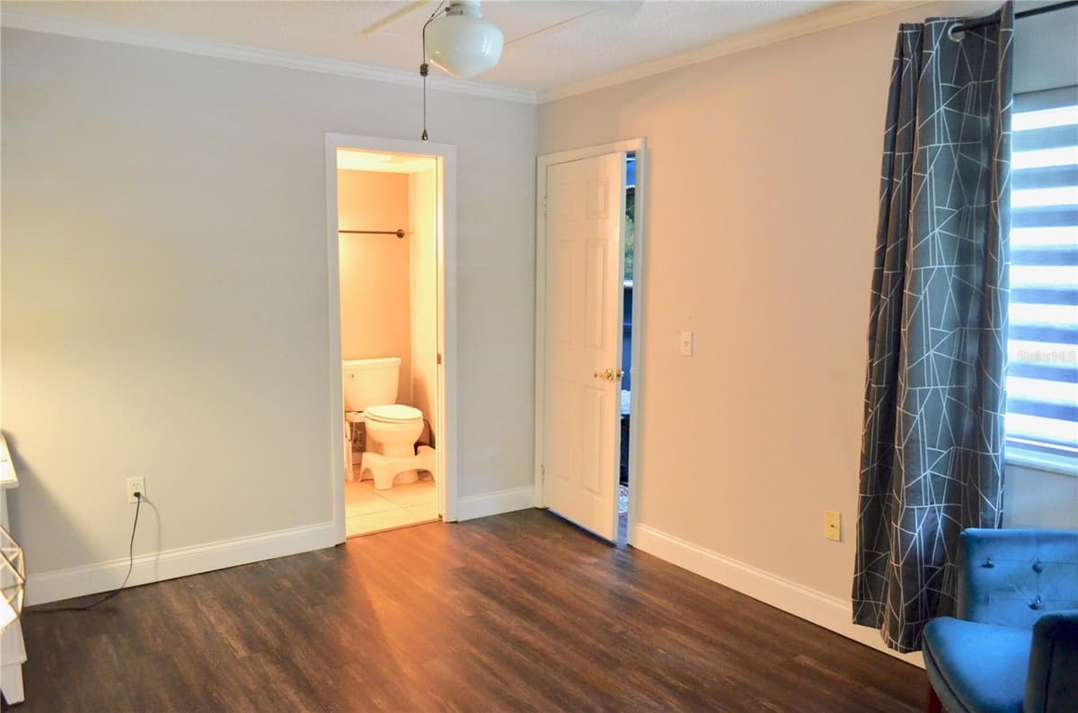 101 HILL AVENUE — photo 5 of 12