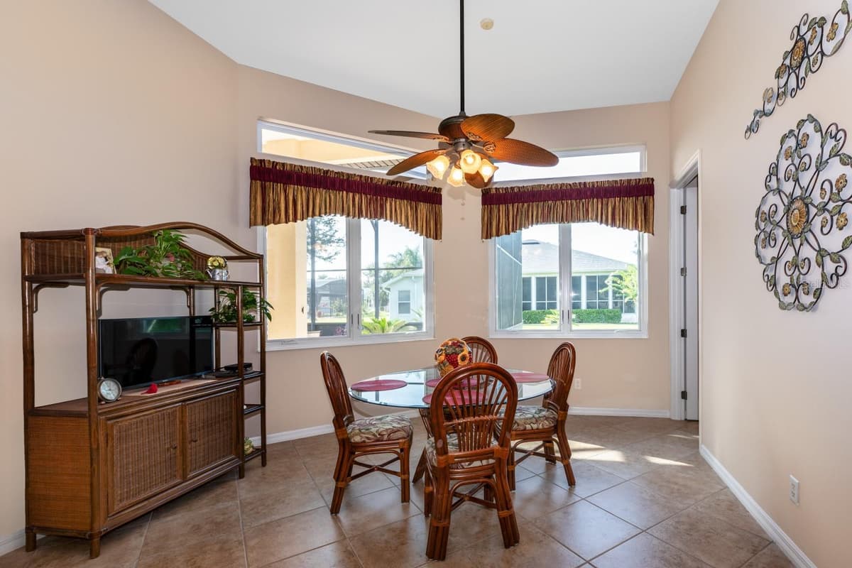 5530 CELEBRATION WAY — photo 11 of 46
