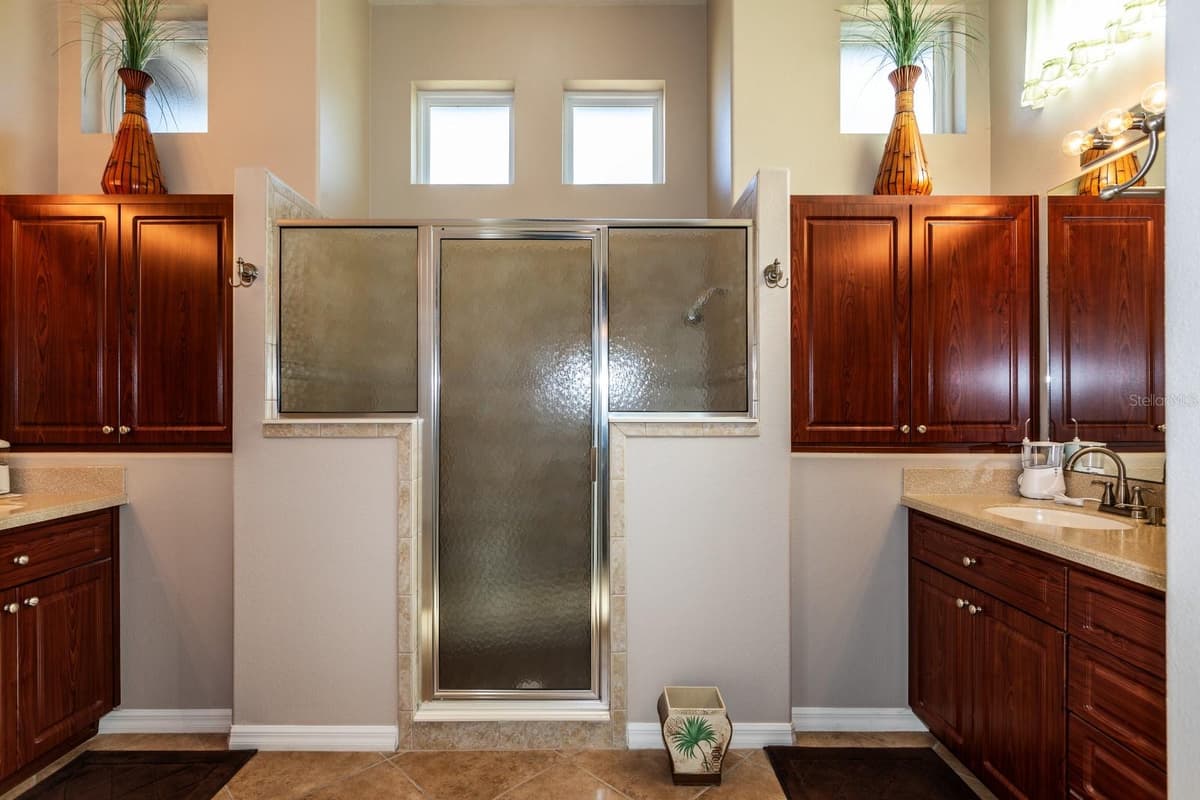 5530 CELEBRATION WAY — photo 14 of 46