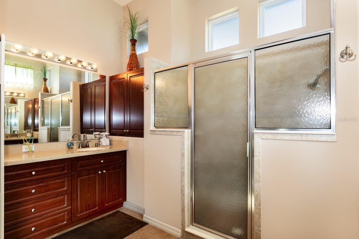5530 CELEBRATION WAY — photo 15 of 46