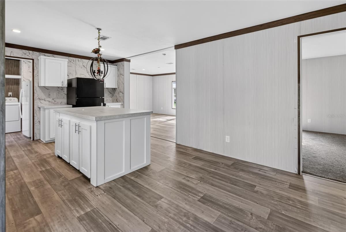17538 EVELYN COURT — photo 9 of 27
