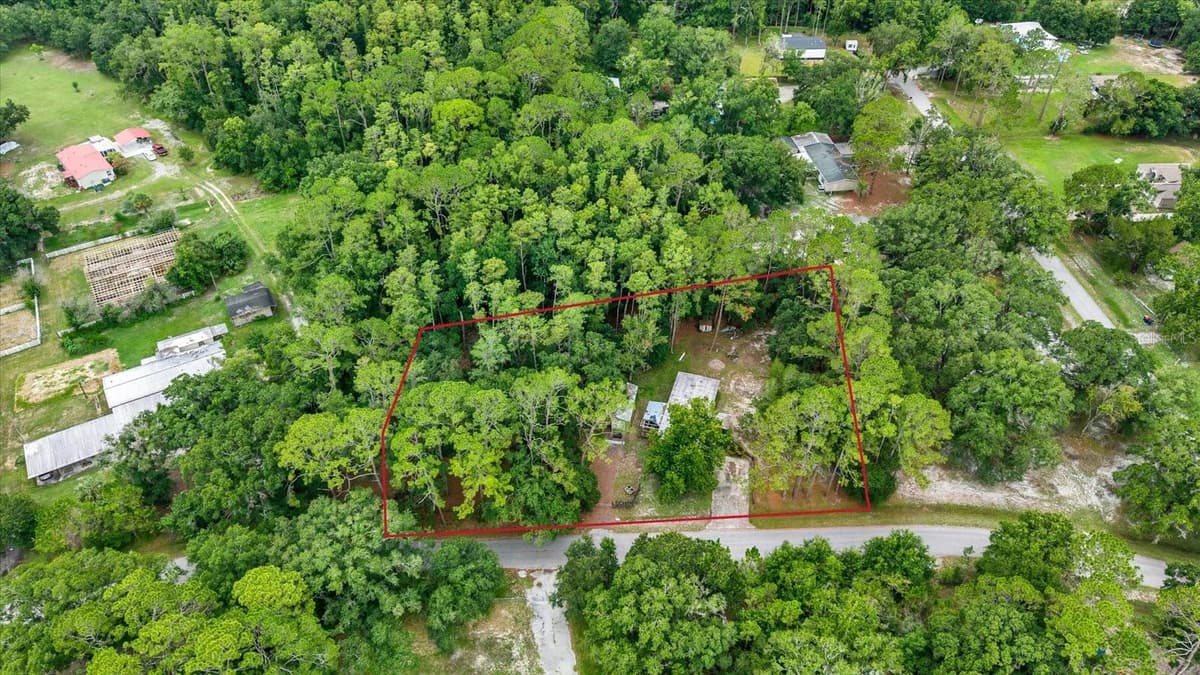 6947 ANGUS VALLEY DRIVE — photo 3 of 21