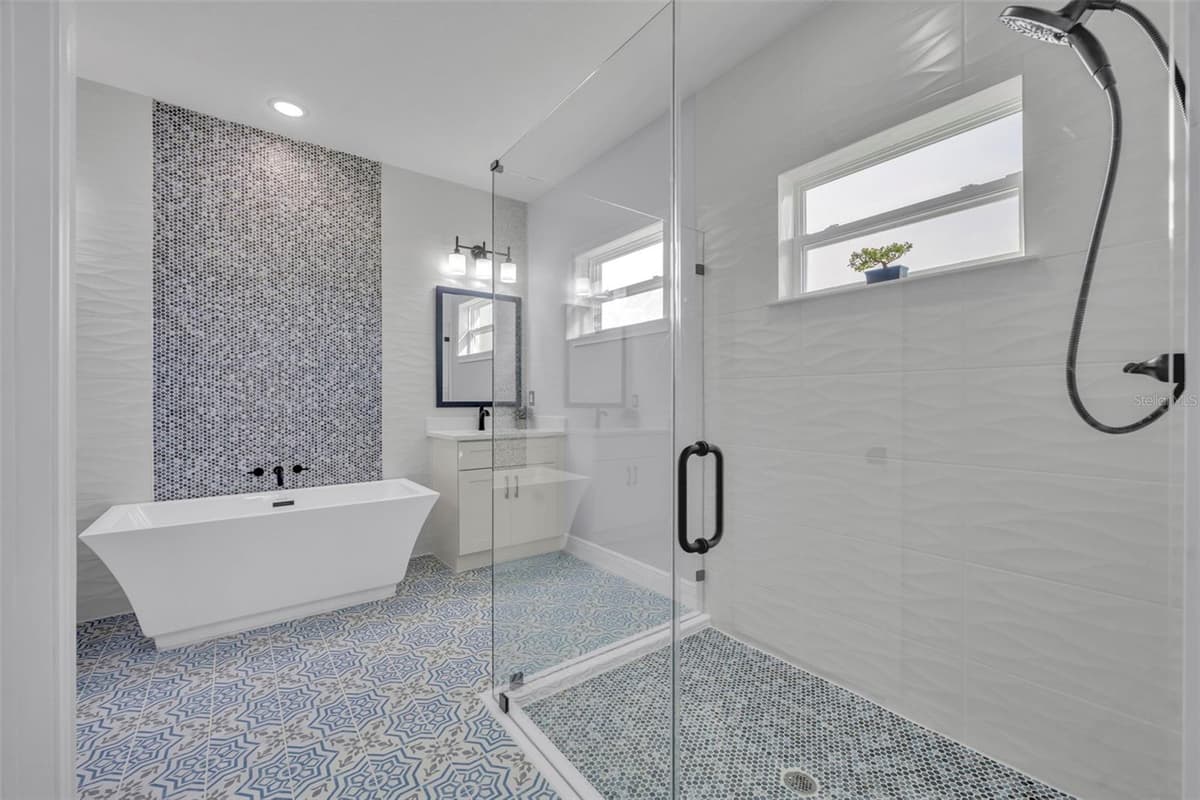 49 ORCHID COURT — photo 29 of 40